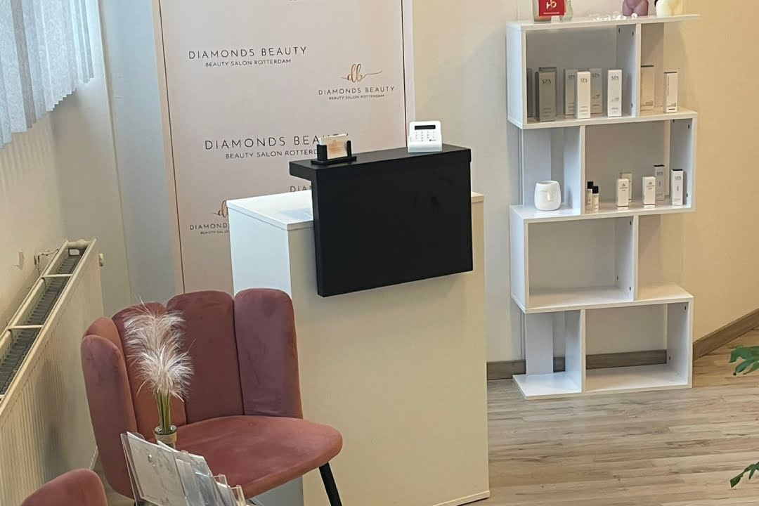 Diamonds Beauty uit Rotterdam verzorgt de volgende beauty behandleingen: ontharen, microneedling & gezichtsbehandelingen. Tot ziens in onze beauty salon!