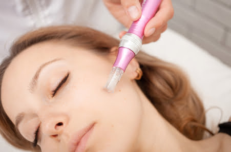 Diamonds Beauty uit Rotterdam verzorgt de volgende beauty behandleingen: ontharen, microneedling & gezichtsbehandelingen. Tot ziens in onze beauty salon!